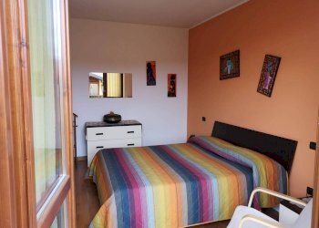 camera - Appartamento via Don Enrico Locatelli, 10, Vergiate - foto 8
