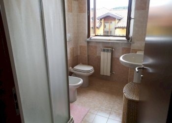 bagno - Appartamento via Don Enrico Locatelli, 10, Vergiate - foto 10