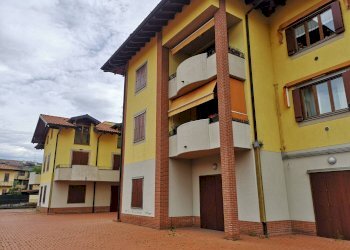complesso - Appartamento via Don Enrico Locatelli, 10, Vergiate - foto 11