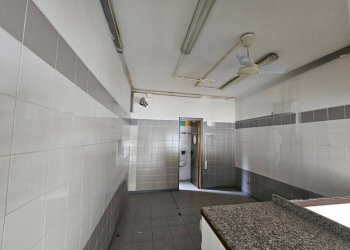 Interno non residenziale - Negozio via Lazio, 41, Varese - foto 6