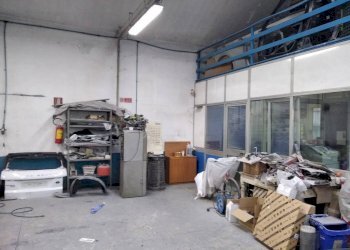 Capannone viale Ticino, 92, Gavirate - foto 1