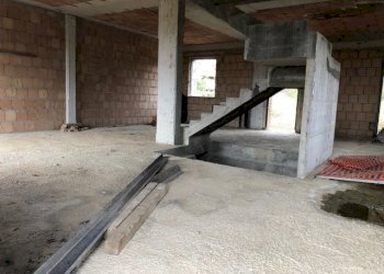 4.jpg - Villa Via Tevere, Sant'Angelo Romano - photo 5