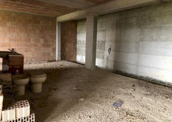 7.jpg - Villa Via Tevere, Sant'Angelo Romano - photo 8