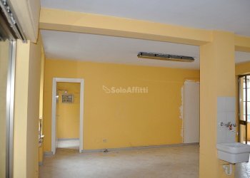 AREA PRINCIPALE 2 - Locale Commerciale Via Fratelli Rosselli 7, Settimo Torinese - foto 2