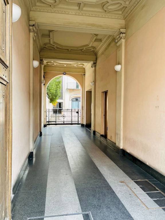 Interno palazzo - Office via Luigi Sacco, 4, Varese - photo 3