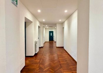 Corridoio - Ufficio via Luigi Sacco, 4, Varese - foto 15