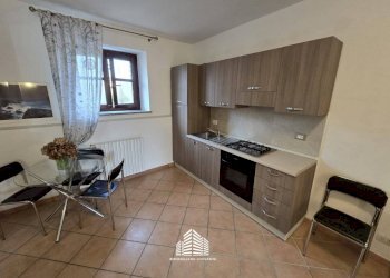 Cucina - Appartamento via Camillo Benso di Cavour, 61, Sommariva del Bosco - foto 2