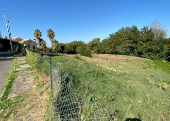 WhatsApp Image 2023-10-12 at 15.56.35 (1).jpeg - Terreno edificabile Via del Teatro Latino, Tivoli - foto 2