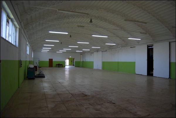 DSC_2005.JPG - Locale Commerciale Modica - foto 3