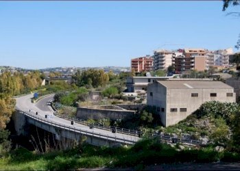 vista.JPG - Locale Commerciale Modica - foto 2