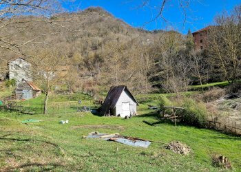 Independent house Montoggio - photo 1