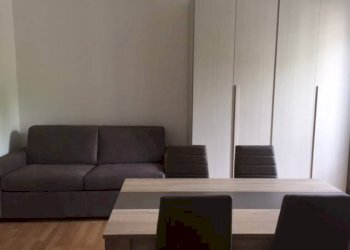 Camera da letto - One-room apartment via Zadei, Brescia - photo 6