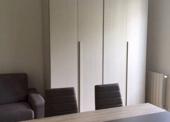 Camera da letto - One-room apartment via Zadei, Brescia - photo 19