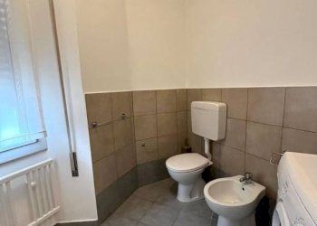 Bagno - One-room apartment via Zadei, Brescia - photo 30