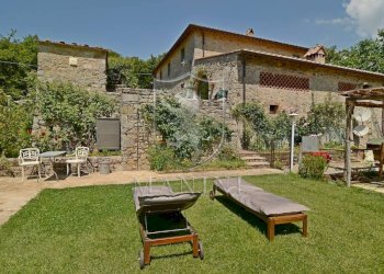 Rustic strada provinciale, Gaiole in Chianti - photo 1