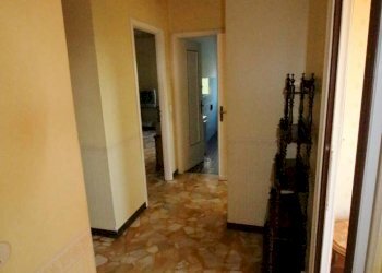 disimpegno - Three-room apartment via Diano Marina, Genova - photo 3