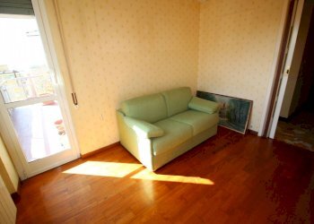 cameretta foto 2 - Three-room apartment via Diano Marina, Genova - photo 7