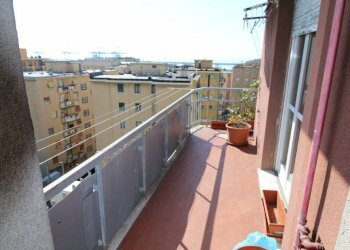 poggiolo - Three-room apartment via Diano Marina, Genova - photo 16