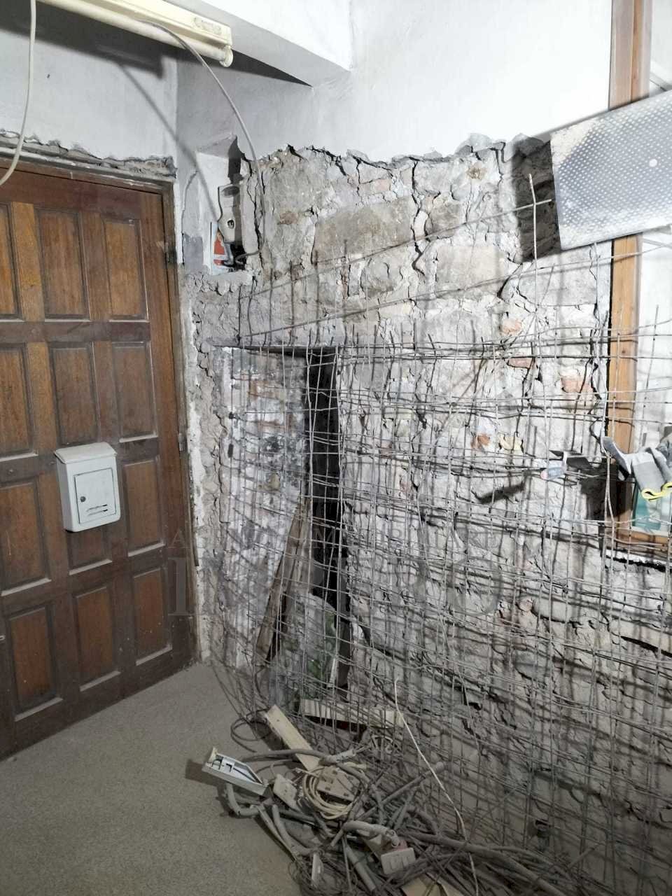 ingresso alloggio situazione attuale - Bilocale Vico Scuri 8A, Ventimiglia - foto 2