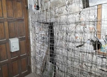 ingresso alloggio situazione attuale - Bilocale Vico Scuri 8A, Ventimiglia - foto 2