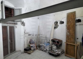 soggiorno stato attuale con previsione di mezzanin - Bilocale Vico Scuri 8A, Ventimiglia - foto 1