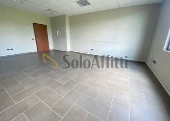 3.jpg - Ufficio Viale delle industrie, Caserta - foto 4