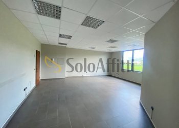 12.jpg - Ufficio Viale delle industrie, Caserta - foto 13