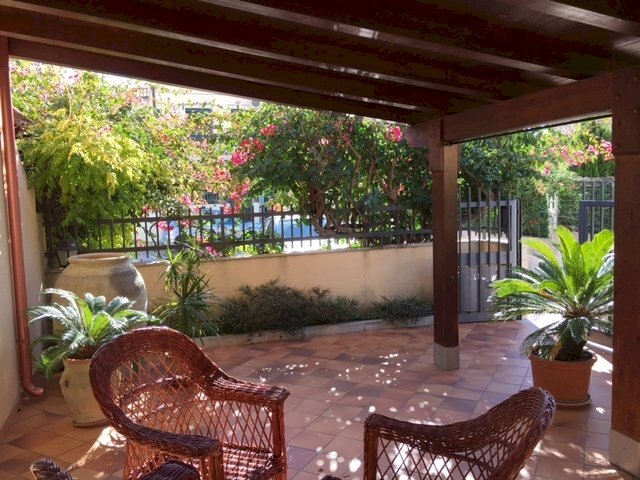 17 - VERANDA.JPG - Villa a Schiera Modica - foto 3