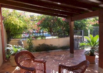 17 - VERANDA.JPG - Villa a Schiera Modica - foto 3