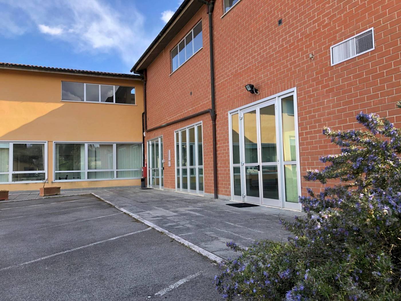 Office via Cassia, San Quirico d'Orcia - photo 1