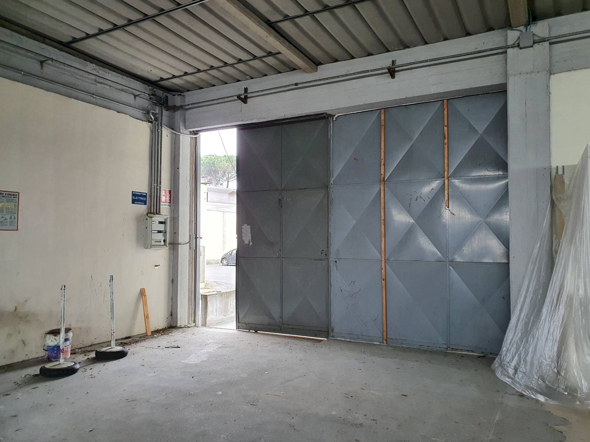 Attività Commerciale Via Diaccio, Porcari - foto 3