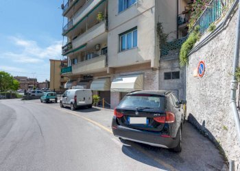 Posto macchina - Appartamento via Simone Schiaffino, 16, Genova (zona Quarto) - foto 20