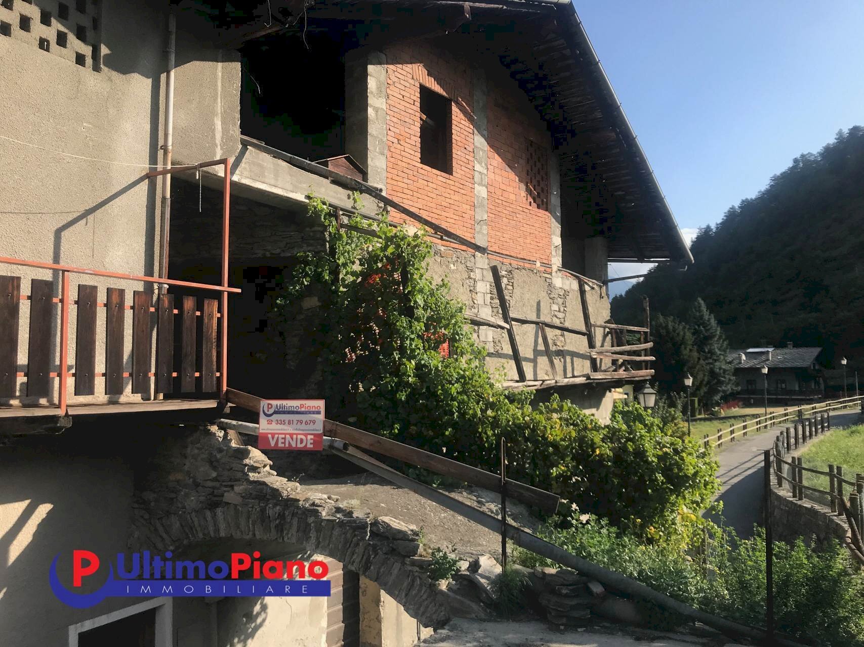 Rustico frazione Hopital 15, 15, Gressan - foto 1