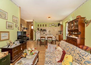 Apartment in Villa via Matteodo Bernardo, Snc, Frassino - photo 17