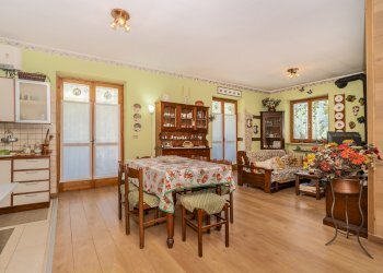 Apartment in Villa via Matteodo Bernardo, Snc, Frassino - photo 9