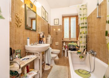 Apartment in Villa via Matteodo Bernardo, Snc, Frassino - photo 25