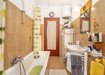 Apartment in Villa via Matteodo Bernardo, Snc, Frassino - photo 26