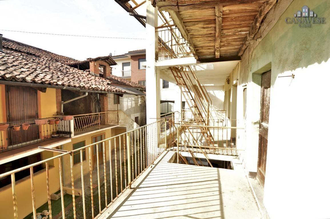 Balcone - Casa indipendente via xx settembre, 16, Cuceglio - foto 3