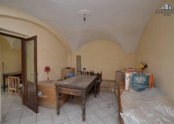 Stanza arredata - Casa indipendente via xx settembre, 16, Cuceglio - foto 12