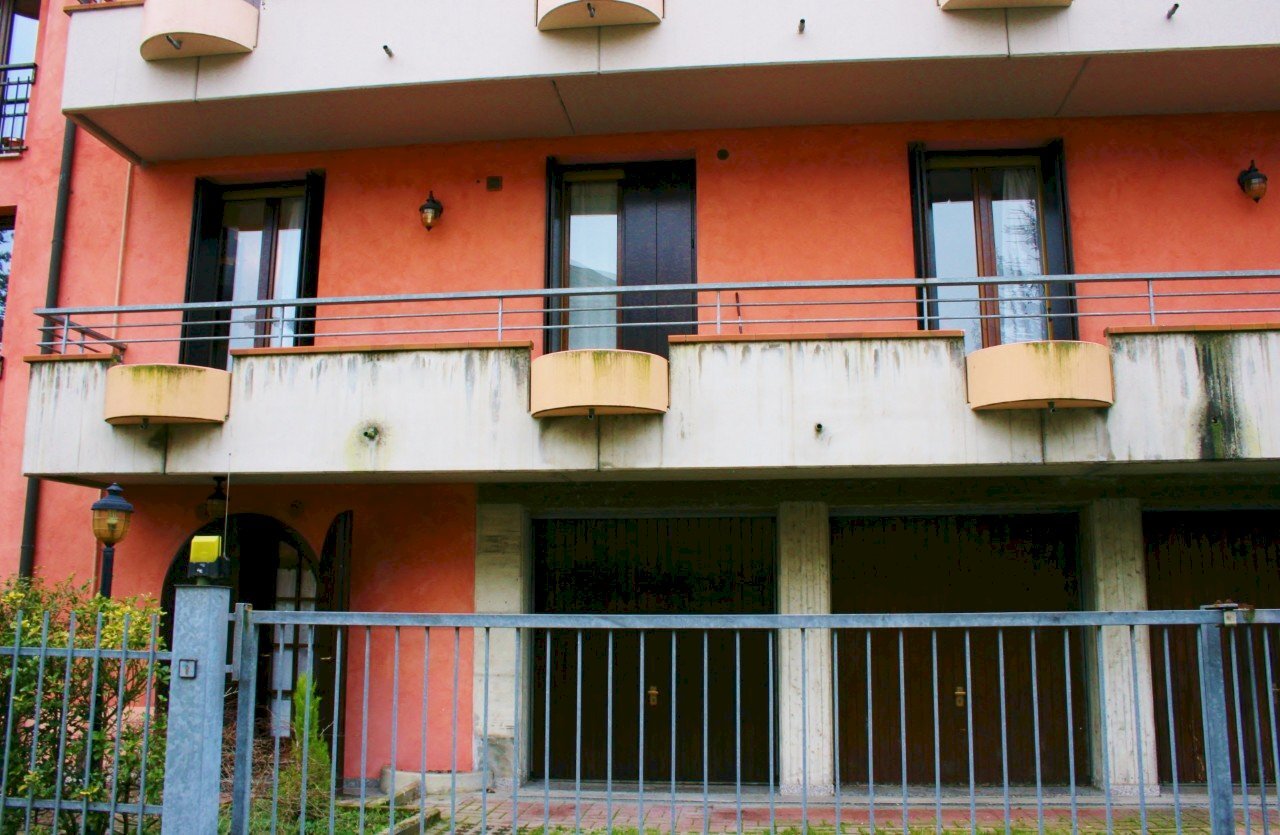 Apartment Reggio nell'Emilia - photo 3