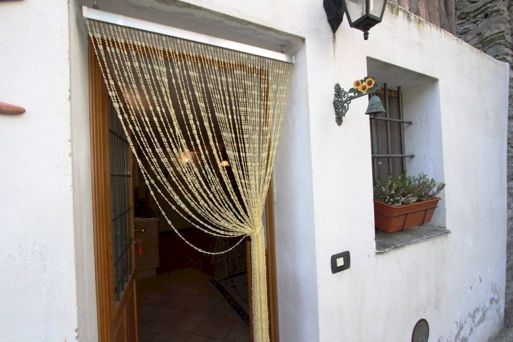 Entrata - Trilocale Frazione Cerian, 2, Antey-Saint-Andrè - foto 3