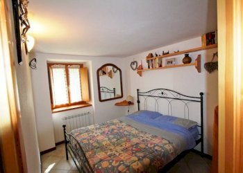 Camera - Three-room apartment Frazione Cerian, 2, Antey-Saint-Andrè - photo 8