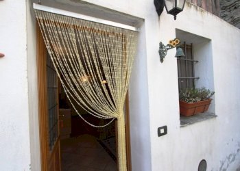 Entrata - Trilocale Frazione Cerian, 2, Antey-Saint-Andrè - foto 3