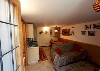 Esterno - Three-room apartment Frazione Cerian, 2, Antey-Saint-Andrè - photo 2