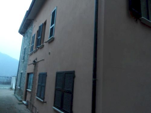 Porzione di casa Bettola - foto 1