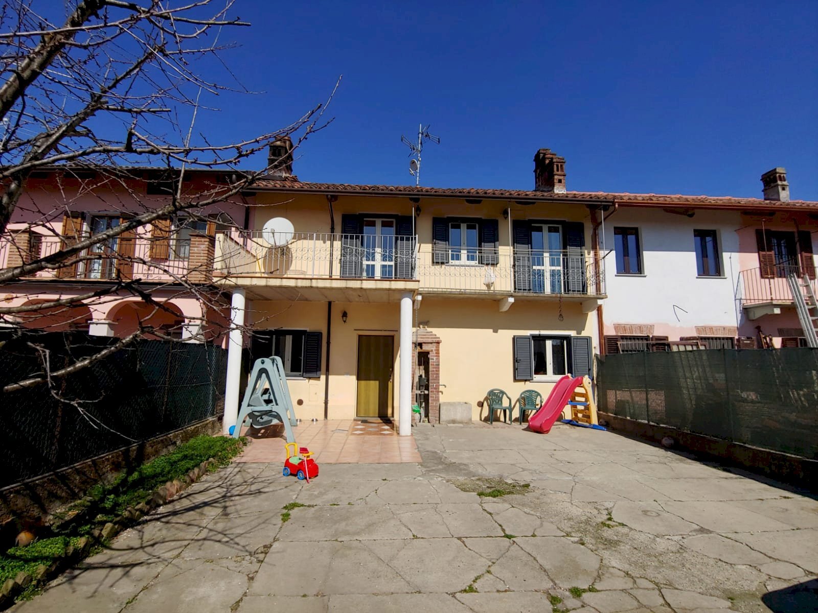 Casa semi indipendente via Massaua, 6, Crescentino - foto 2