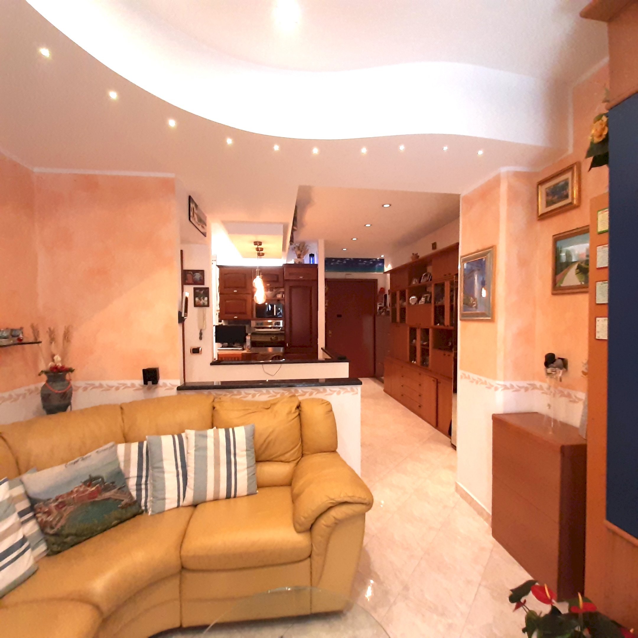 Quadrilocale via Ayroli, Genova (zona San Fruttuoso) - foto 1