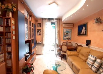 Quadrilocale via Ayroli, Genova (zona San Fruttuoso) - foto 6