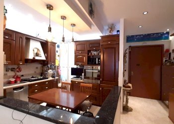 Quadrilocale via Ayroli, Genova (zona San Fruttuoso) - foto 11