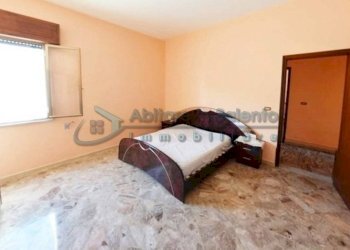 Camera da letto - Casa indipendente via Japigia, Morciano di Leuca - foto 14